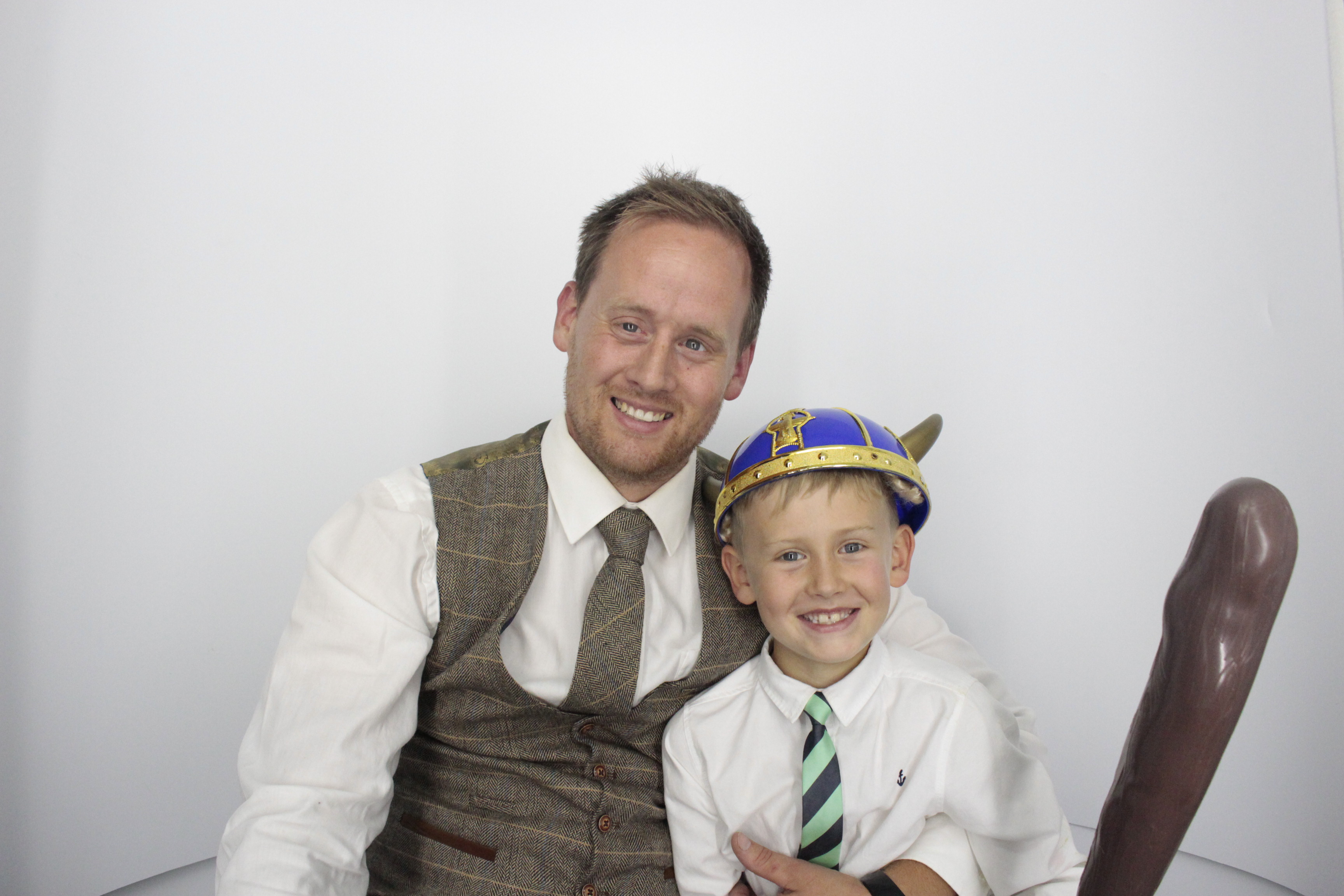 Ollie & Amy's Wedding | View more photos from the event at gallery.myphotoboothexperience.co.uk/u/MyPhotoBoothExperienceLtd/Ollie-Amys-Wedding